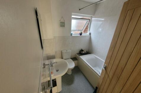 Bathroom.jpeg