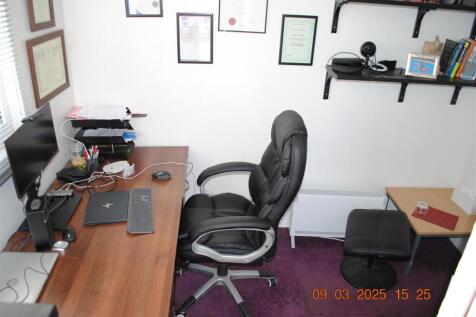 office.JPG