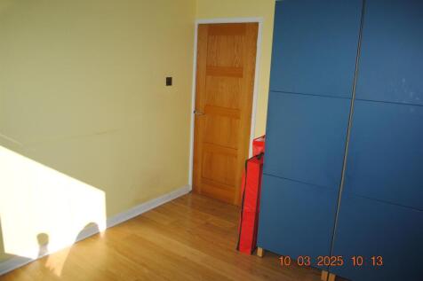 reception room 2.JPG