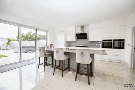 Kitchen/Family Room