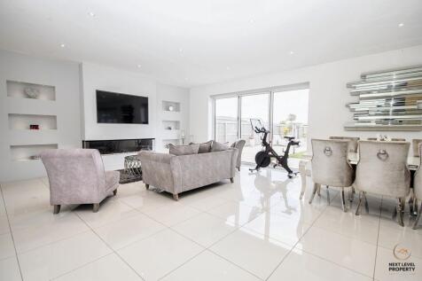 Kitchen/Family Room