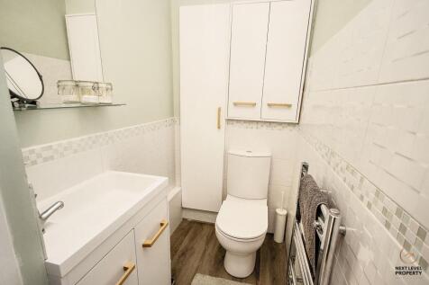 First Floor WC