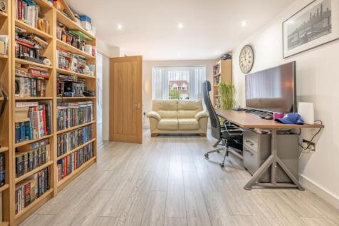 Property Image 25