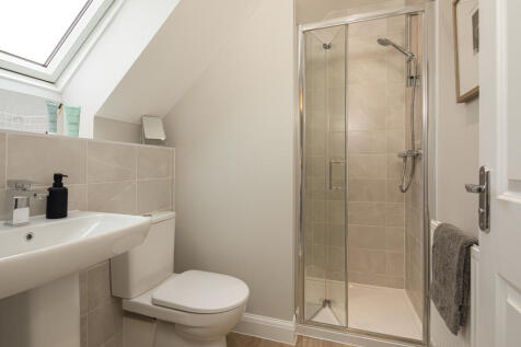 Top floor shower room in the Marlowe 5 bedroom home