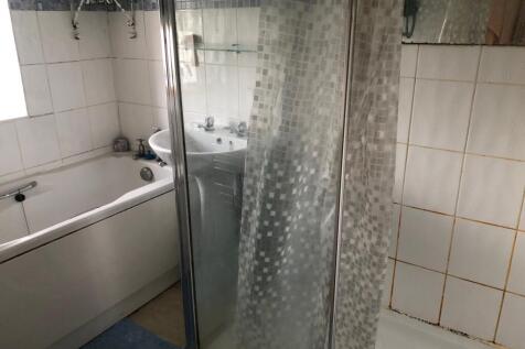 Bathroom T202501211329.jpg