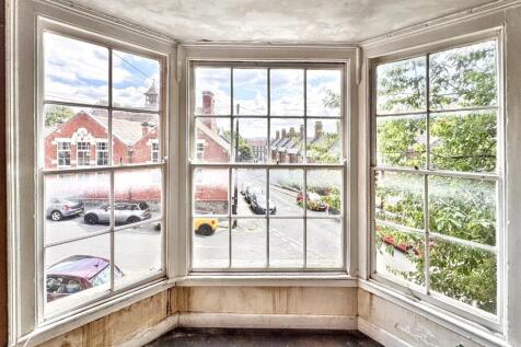Bay Window 1st F T202508051002.jpg