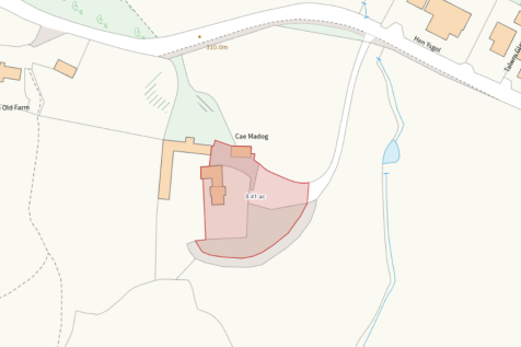 Farmhouse 0.41 acres