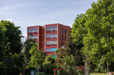 primary property image