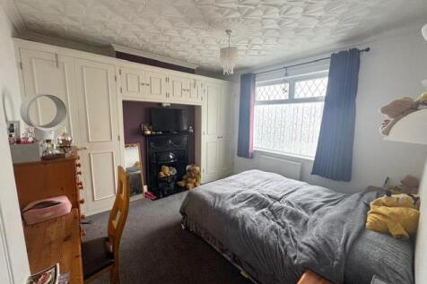 sales property-23.jpg