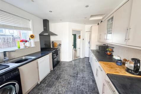 sales property-02.jpg