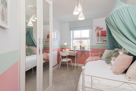 Single bedroom in a 3 bed Hadley