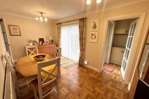 Dining Room.jpg