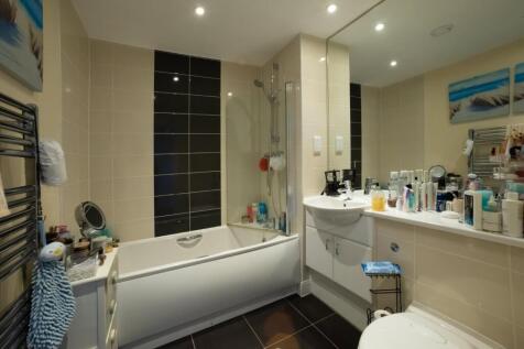 Family Bathroom.jpg