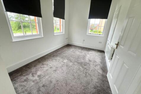Bedroom One.jpg
