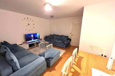 Living Room...jpg