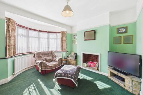 CAM05080G0-PR0194-STILL014.jpg