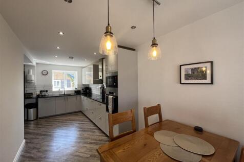 Open Plan Kitchen Living