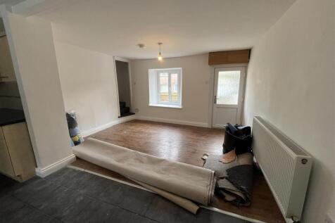 Kitchen/Living Room