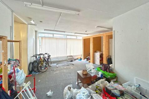 Market Approach 3A First Floor 2.jpg