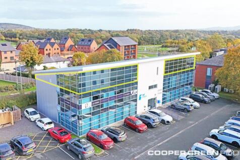 cropped Drone Shot front shot green line .jpg