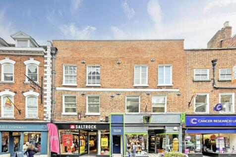 High Street Chambers Front Shot 2023 Blank.jpg