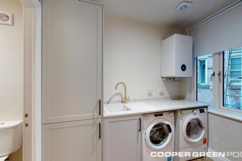 High Street 3a Utility.jpg