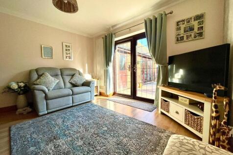 Bedroom / reception