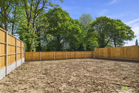 Moreton Garden.jpg