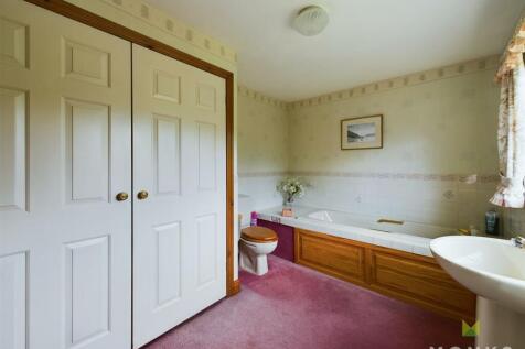 CAM01420G0-PR0384-STILL004.jpg