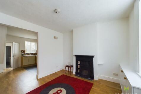 CAM01520G0-PR0121-STILL003.jpg