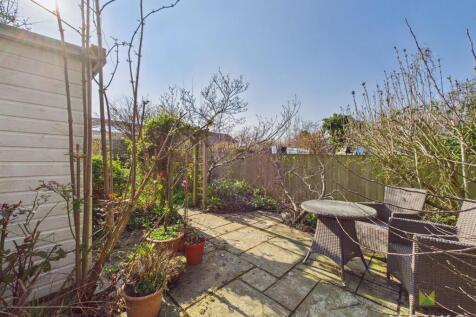 CAM01420G0-PR0596-STILL002.jpg