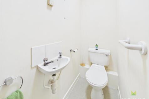 CAM01420G0-PR0597-STILL012.jpg