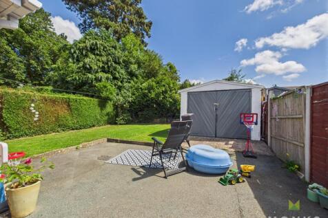 CAM01420G0-PR0690-STILL023.jpg