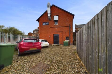 CAM01420G0-PR0277-STILL012.jpg