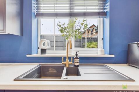 Kitchen/ Breakfast Room