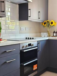 dressed kitchen.jpeg