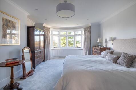 Principal bedroom