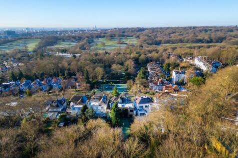 Holly Lodge Estate