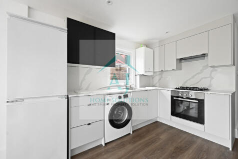 St Kildas Road - Kitchen