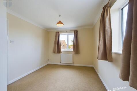 CAM01064G0-PR0450-STILL007