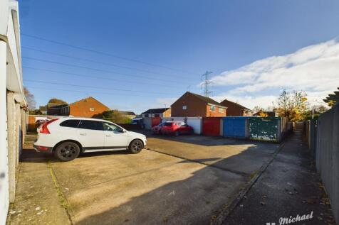 CAM02538G0-PR0122-STILL006