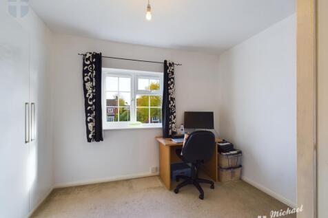 CAM02538G0-PR0102-STILL004