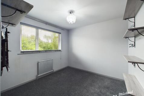 CAM02538G0-PR0299-STILL011