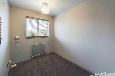 CAM02538G0-PR0299-STILL015