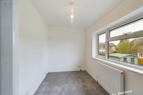 CAM02538G0-PR0228-STILL004