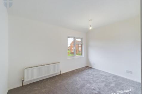 CAM02538G0-PR0228-STILL002