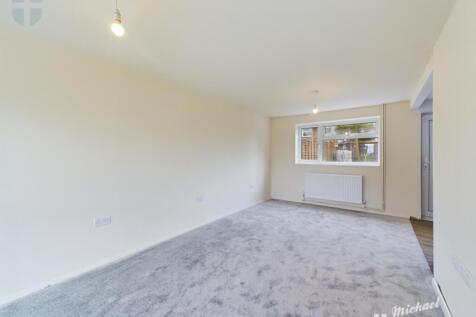 CAM02538G0-PR0228-STILL017