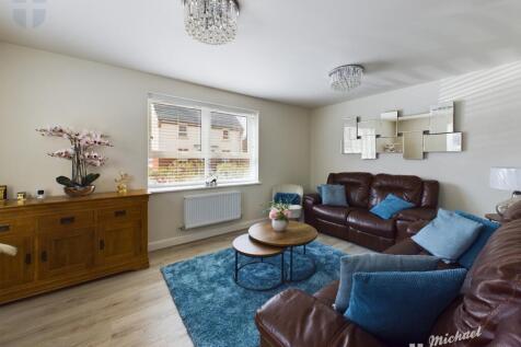 CAM03852G0-PR0040-STILL007