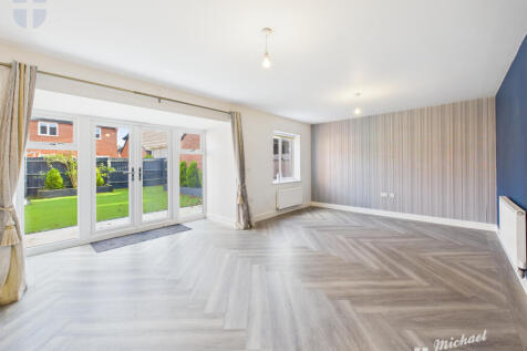 CAM03852G0-PR0473-STILL006