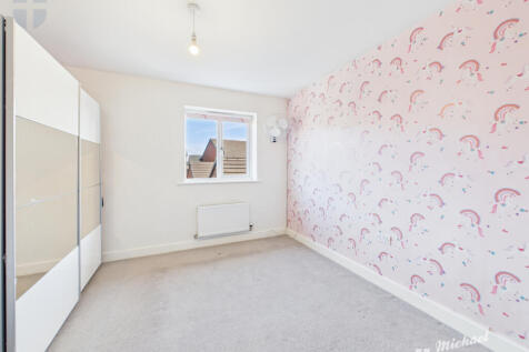 CAM03852G0-PR0473-STILL017